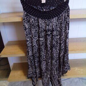 CB Established 1962 handkerchief skirt